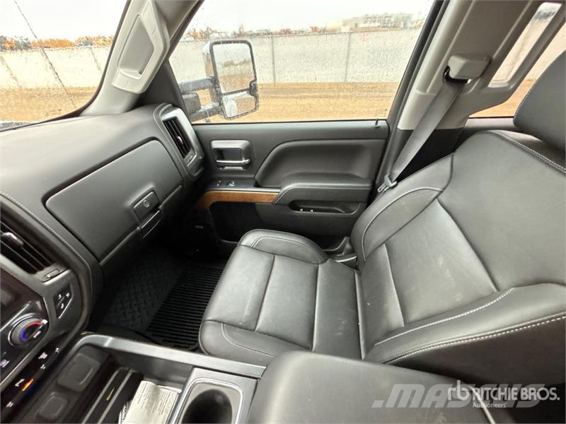 Chevrolet Silverado 3500HD Drugi