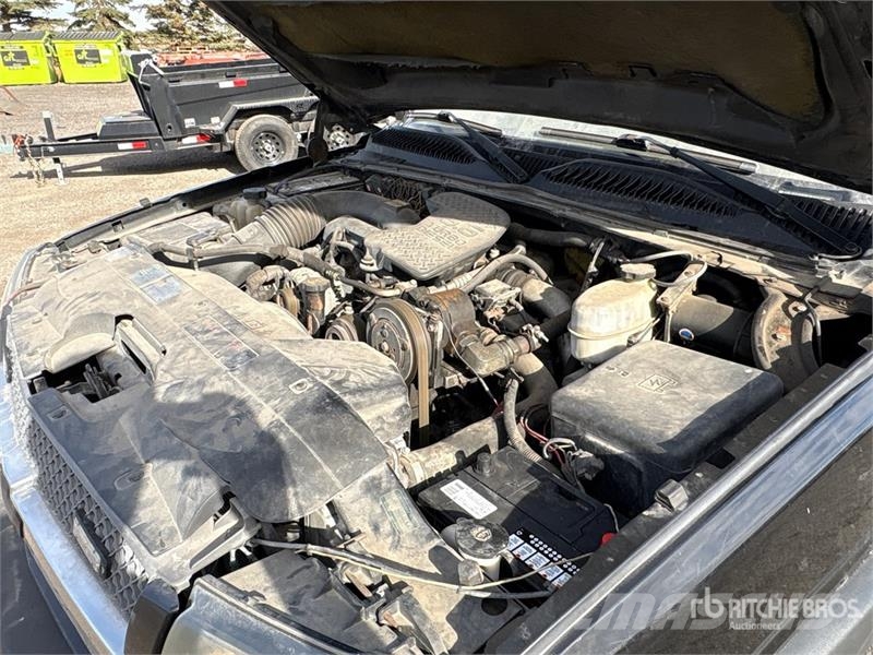 Chevrolet SILVERADO 3500 4x4 Crew Cab Pickup Citi