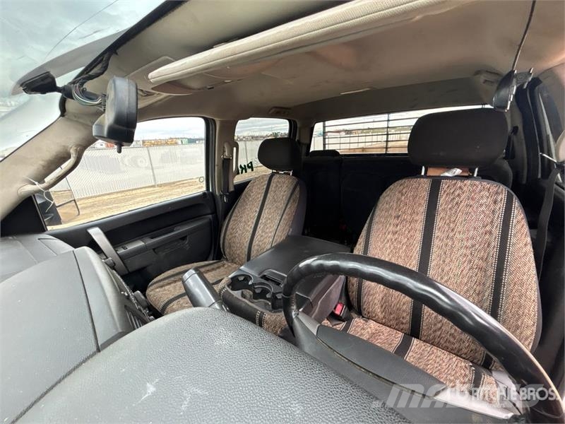 Chevrolet Silverado 3500HD Platformos/ Pakrovimas iš šono