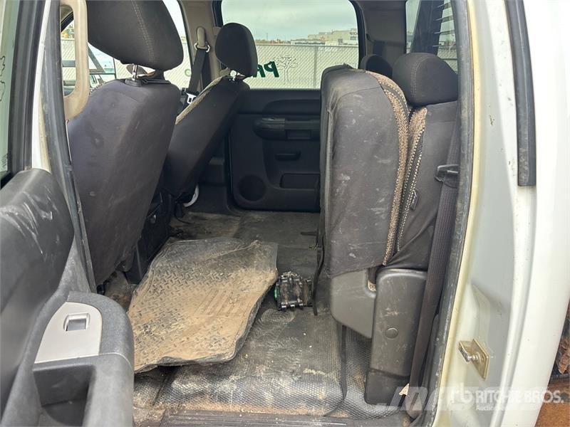 Chevrolet Silverado 3500HD Platformos/ Pakrovimas iš šono