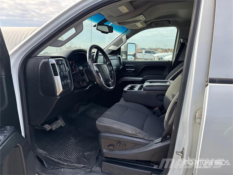 Chevrolet Silverado 3500HD 4x4 Crew Cab Pickup Citi