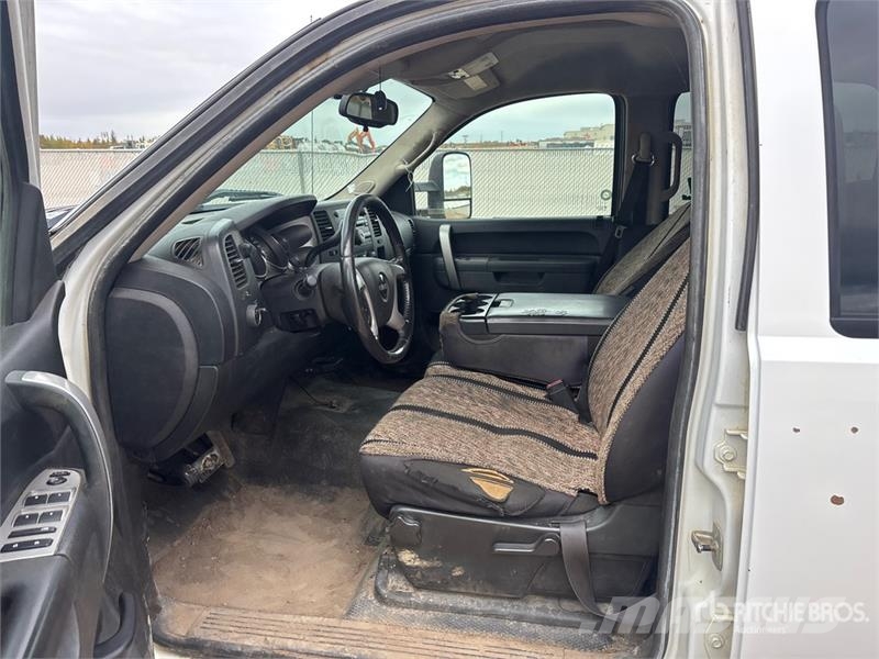 Chevrolet Silverado 3500HD Platformos/ Pakrovimas iš šono