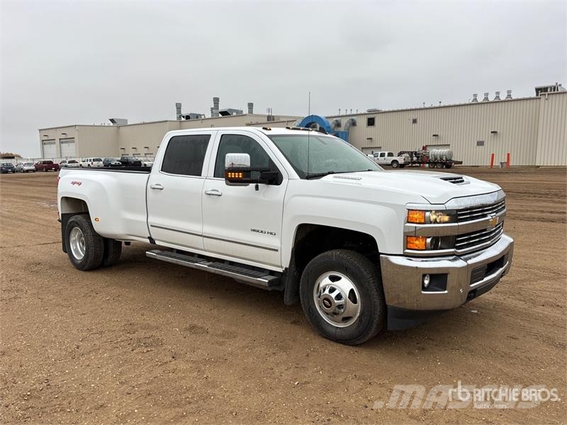 Chevrolet Silverado 3500HD Drugi