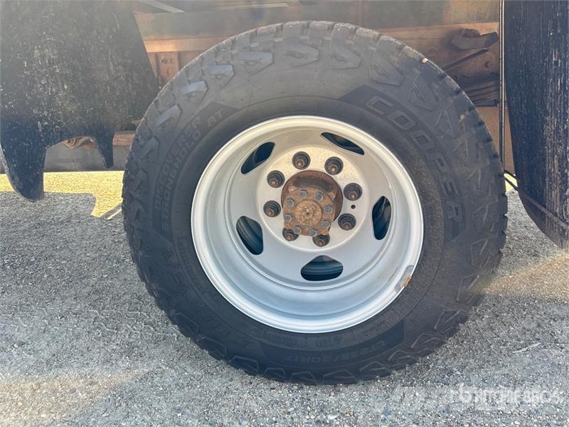 Chevrolet Silverado 3500HD Camiones plataforma