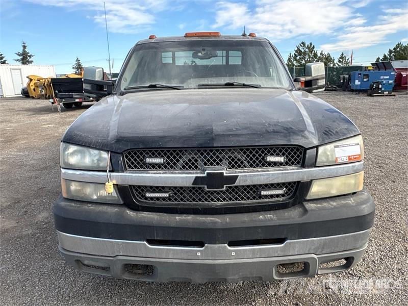 Chevrolet SILVERADO 3500 4x4 Crew Cab Pickup Citi