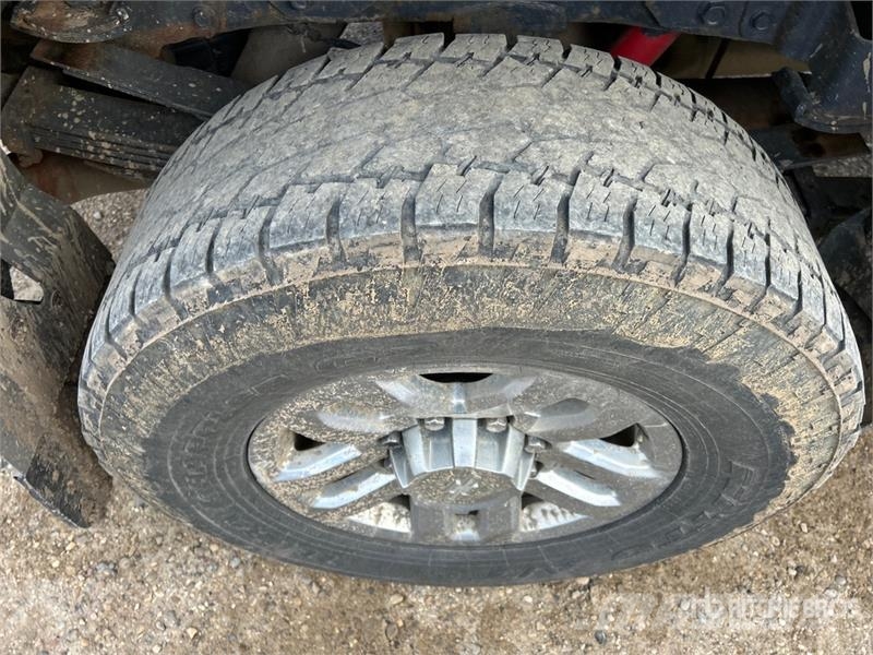 Chevrolet Silverado 3500HD Z71 4x4 Crew Cab Pickup أخرى
