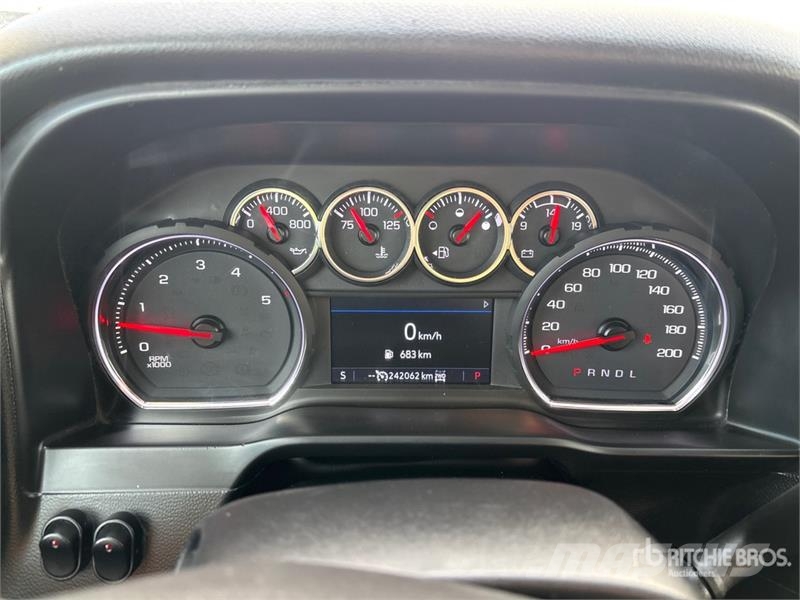 Chevrolet Silverado 3500HD 4x4 Crew Cab Pickup Citi
