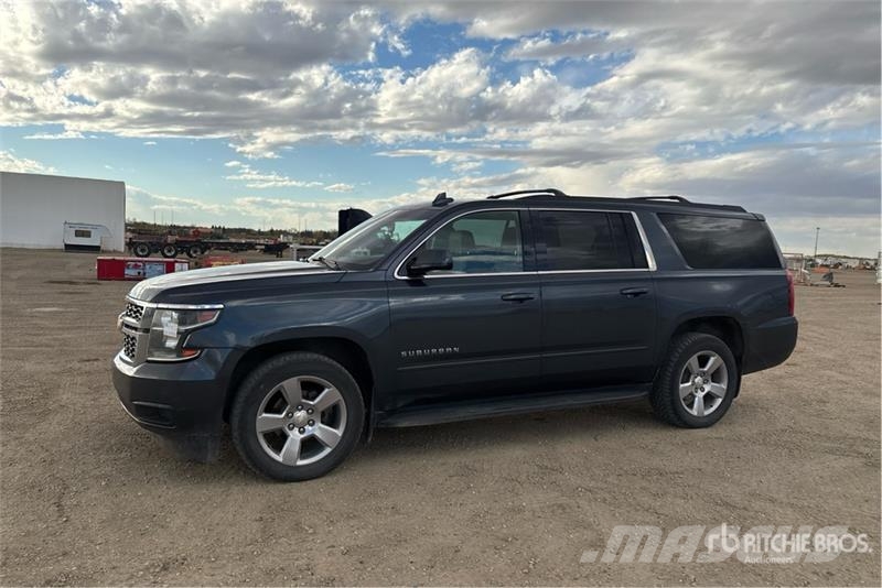 Chevrolet Suburban Biler