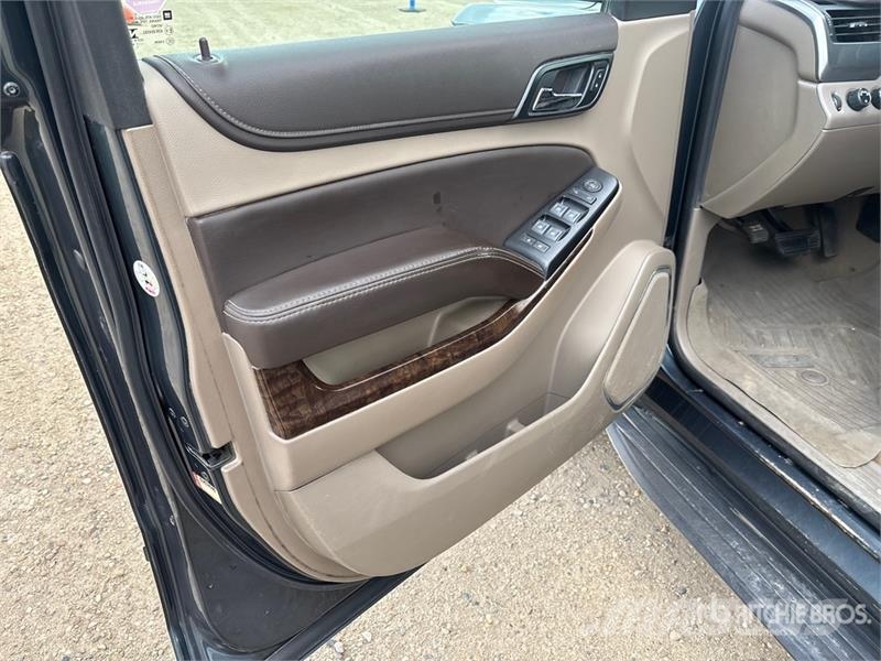 Chevrolet Suburban Biler
