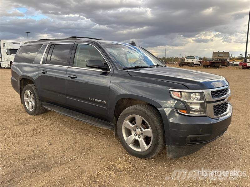 Chevrolet Suburban Biler