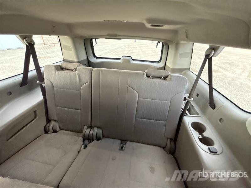Chevrolet Suburban Biler
