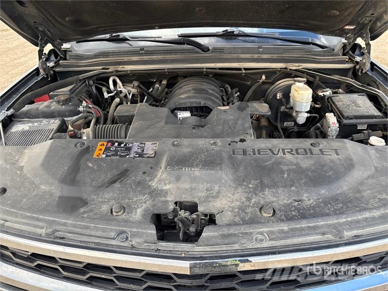 Chevrolet Suburban Biler