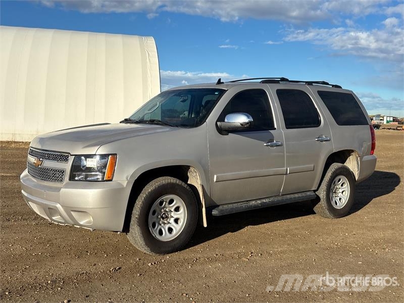Chevrolet Tahoe 4WD SUV Avtomobili