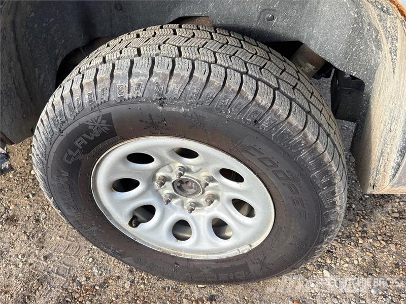 Chevrolet Tahoe 4WD SUV Avtomobili