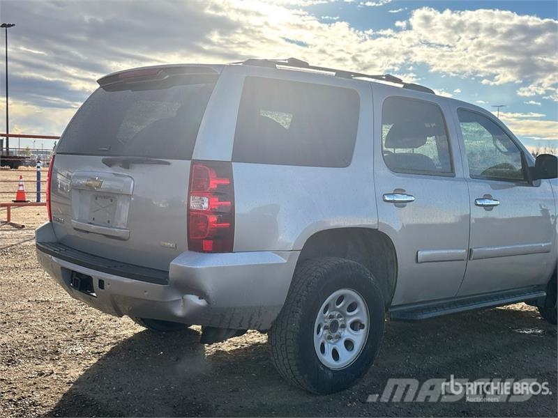 Chevrolet Tahoe 4WD SUV Avtomobili