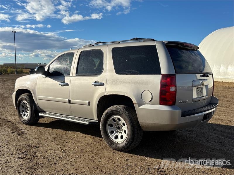 Chevrolet Tahoe 4WD SUV Avtomobili