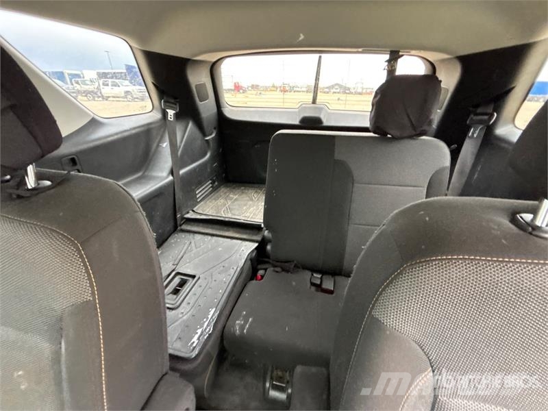 Chevrolet Traverse AWD Automobile Легковые автомобили