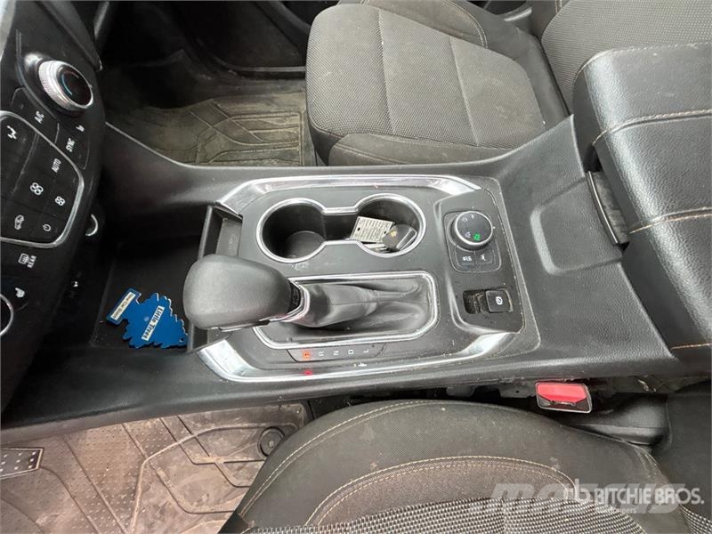 Chevrolet Traverse AWD Automobile Легковые автомобили