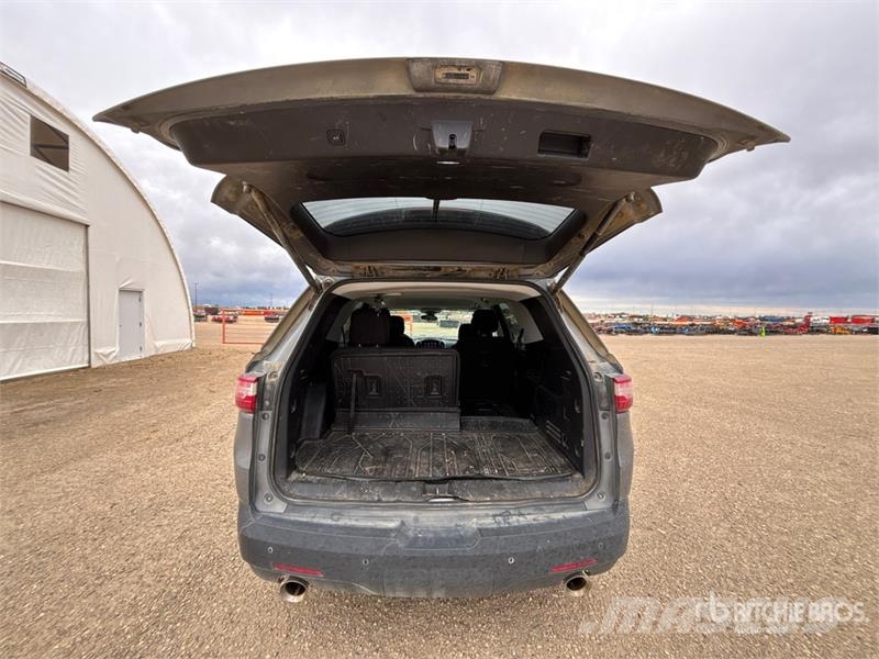 Chevrolet Traverse AWD Automobile Легковые автомобили