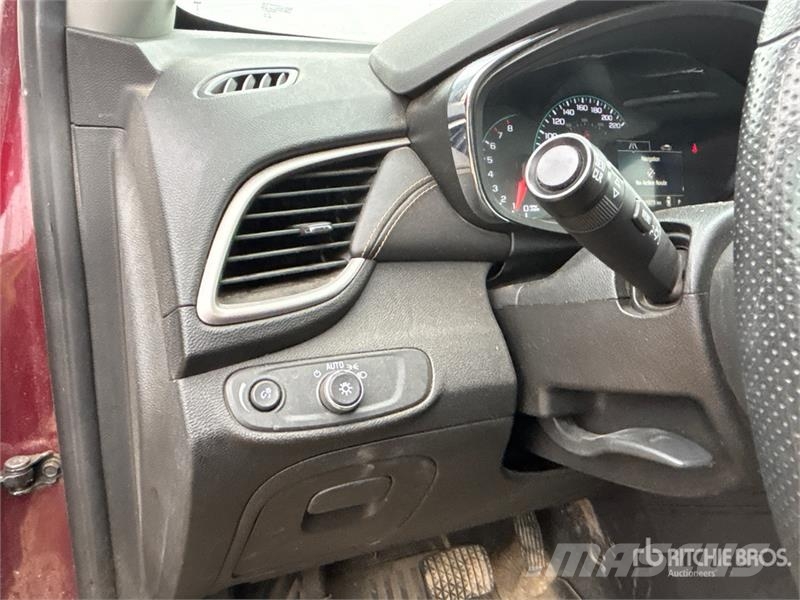 Chevrolet Trax AWD SUV (Inoperable) Cars