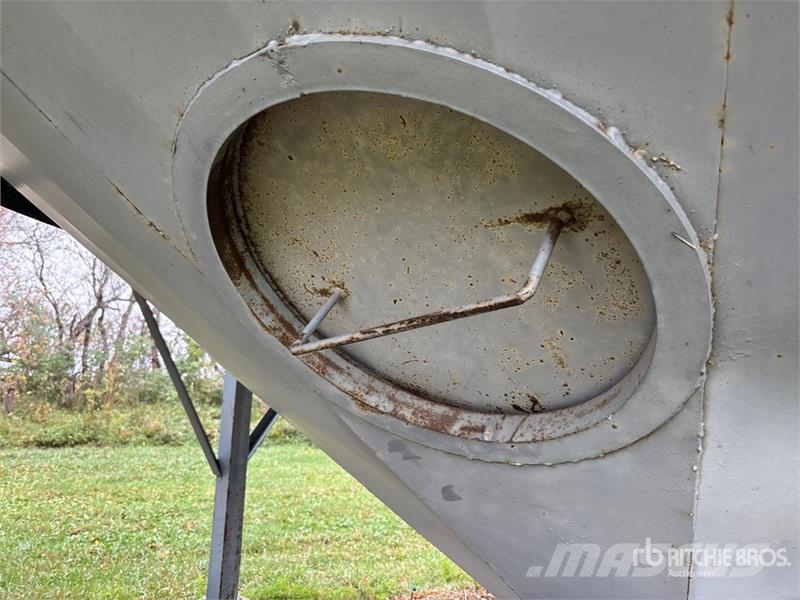  Chief-Westland +/- 2200 bu 5 Ring Hopper Grain Bin Saagi töötlemise ja ladustamise seadmed - Muud