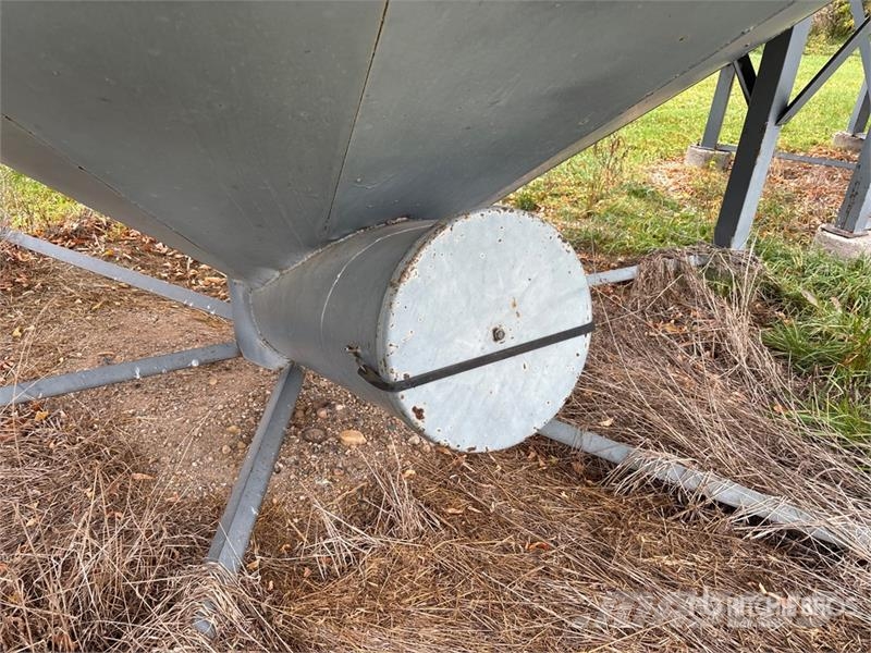  Chief-Westland +/- 2200 bu 5 Ring Hopper Grain Bin Saagi töötlemise ja ladustamise seadmed - Muud