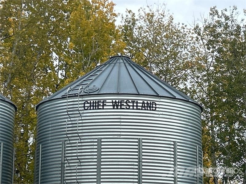 Chief Westland +/- 9200 bu 8 Ring Grain Bin Stockage, conditionnement - Autres