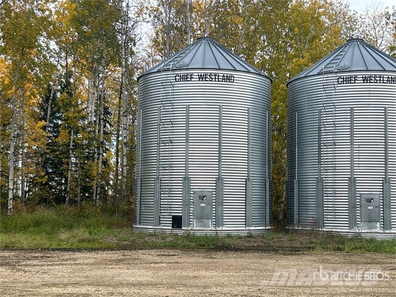Chief Westland +/- 9200 bu 8 Ring Grain Bin Stockage, conditionnement - Autres
