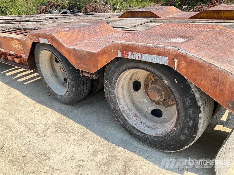 Chieftain T/A Lowboy Trailer Góndola de cama rebajada