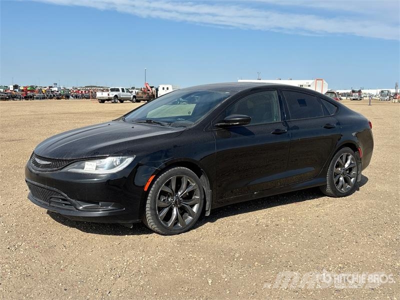 Chrysler 200 Kistehergépjárművek