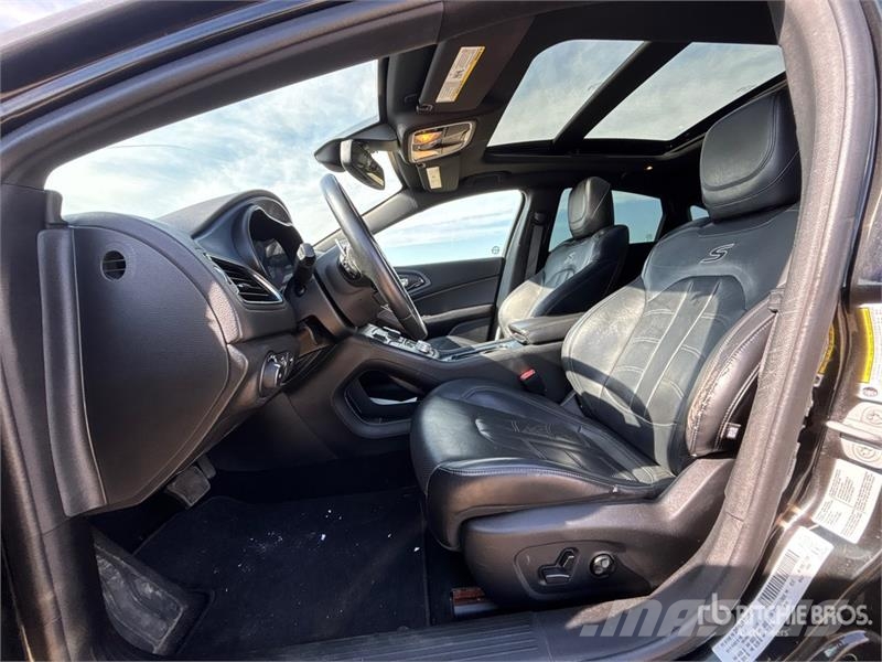Chrysler 200 Kistehergépjárművek