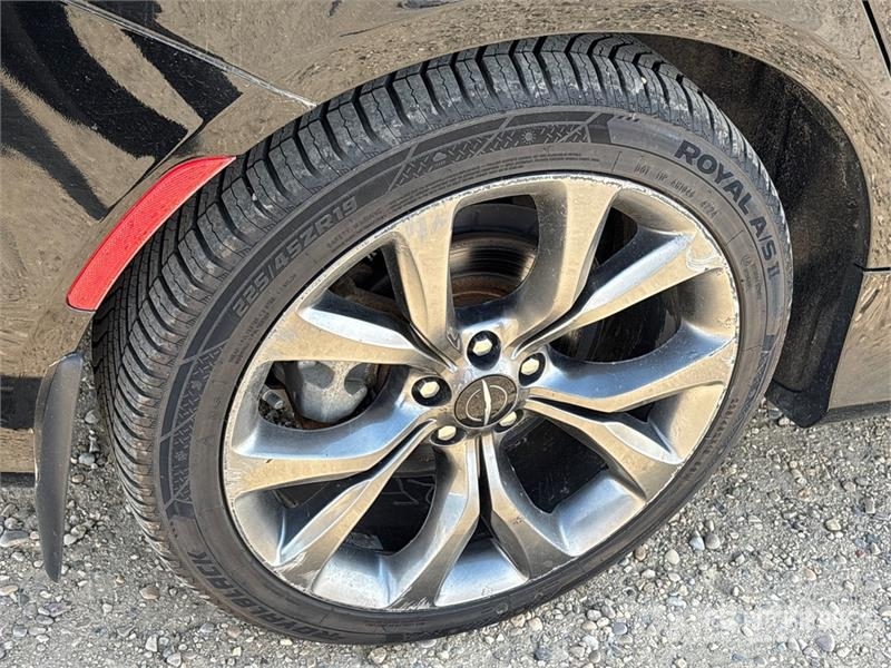 Chrysler 200 Kistehergépjárművek