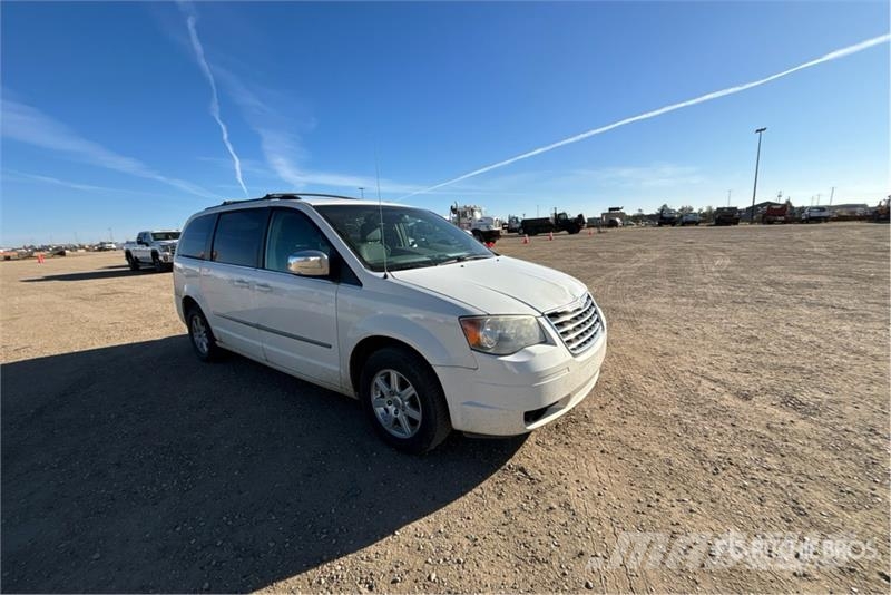 Chrysler Town & Country Touring Minivan Otomobiller