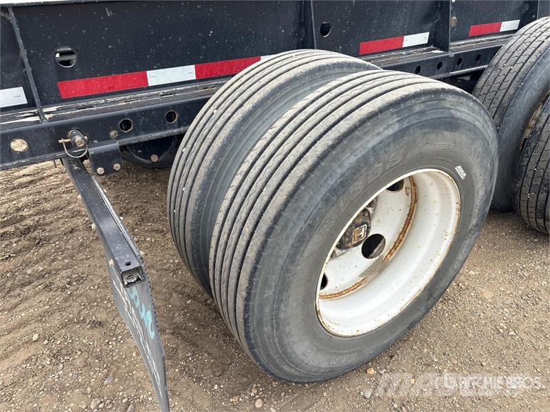 CIMC 40 ft Tri/A Extendable Container Trailer Containerhenger