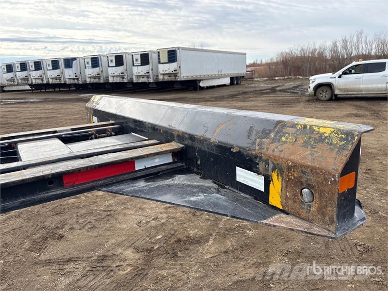 CIMC 40 ft Tri/A Extendable Container Trailer Containerhenger