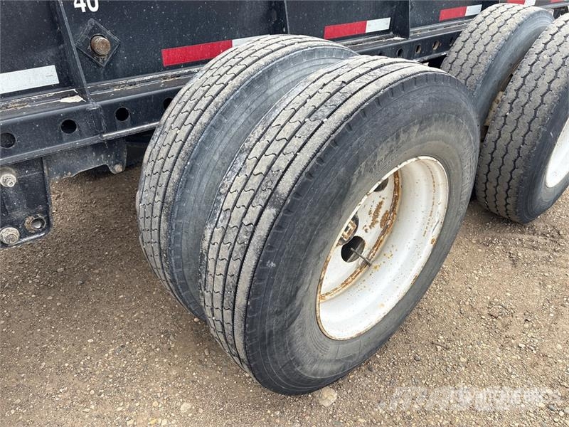 CIMC 40 ft Tri/A Extendable Container Trailer Containerhenger