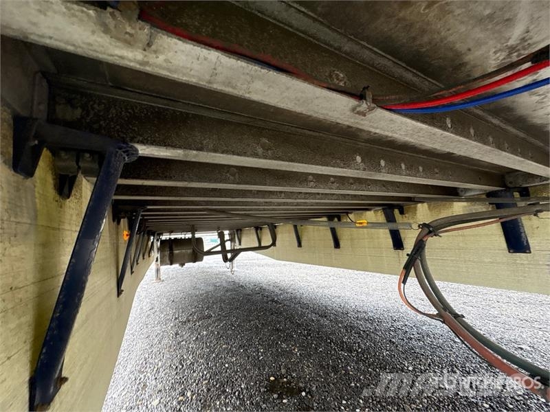 CIMC 53 ft x 102 in T/A Refrigerated Trailer Semi-trailer med Kølefunktion