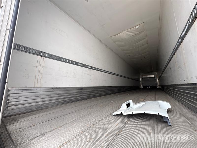 CIMC 53 ft x 102 in T/A Multi -Temp Refrigerated Traile Puspriekabės su izoterminiu kėbulu
