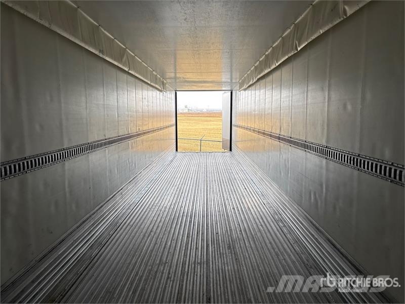 CIMC 53 ft x 102 in T/A Refrigerated Trailer نصف مقطورات بدرجة حرارة قابلة للضبط