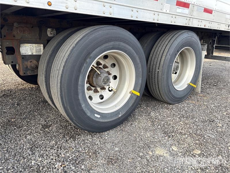 CIMC 53 ft x 102 in T/A Refrigerated Trailer نصف مقطورات بدرجة حرارة قابلة للضبط