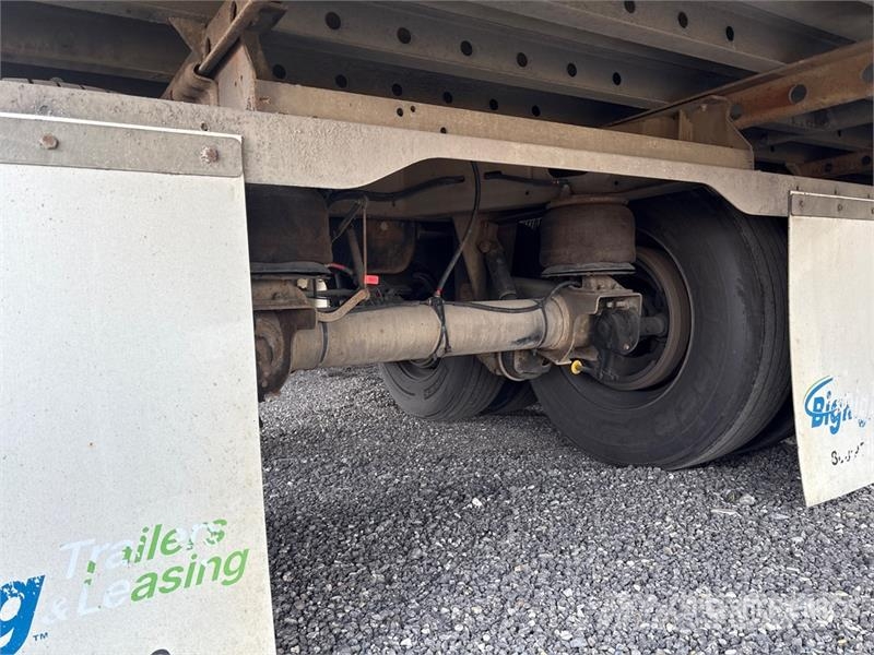 CIMC 53 ft x 102 in T/A Refrigerated Trailer نصف مقطورات بدرجة حرارة قابلة للضبط