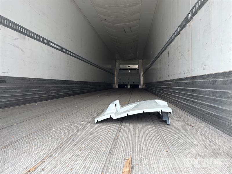 CIMC 53 ft x 102 in T/A Multi -Temp Refrigerated Traile Puspriekabės su izoterminiu kėbulu