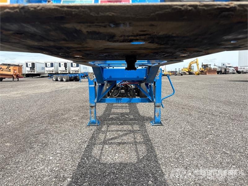 CIMC EX53M3OTC00 Tri/A Extendable Container Trailer Containerframe/Skiploader trailers