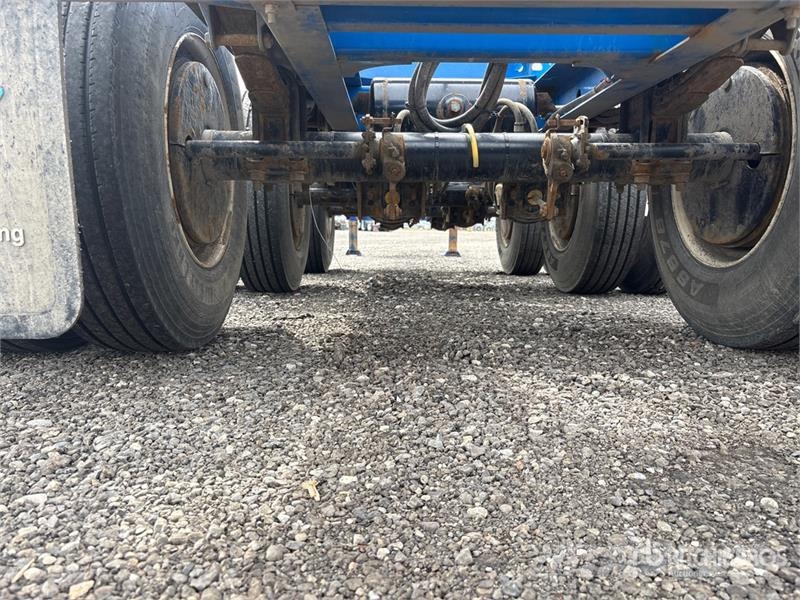CIMC EX53M3OTC00 Tri/A Extendable Container Trailer Containerframe/Skiploader trailers