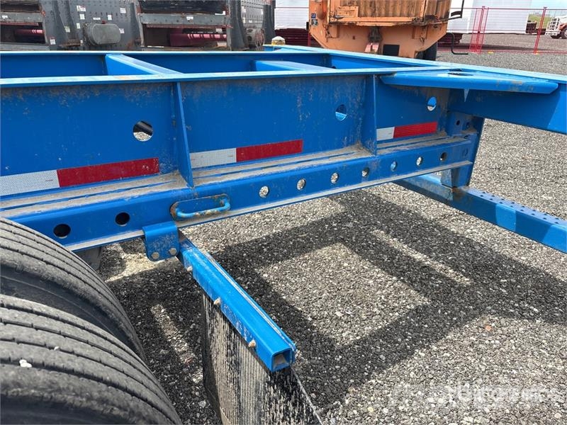 CIMC EX53M3OTC00 Tri/A Extendable Container Trailer Containeranhänger