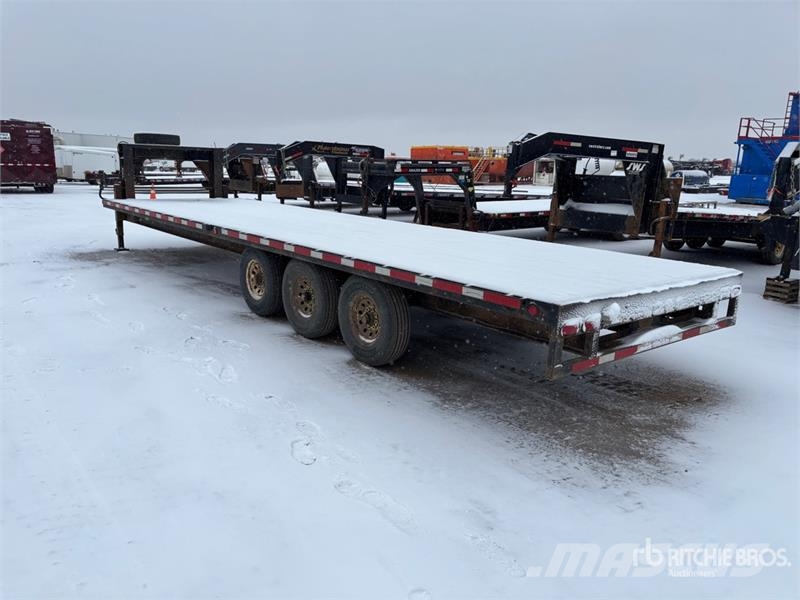 CJay 30 ft Tri/A Gooseneck Flatbed Trailer مقطوروات مسطحة/مفصلية الجوانب