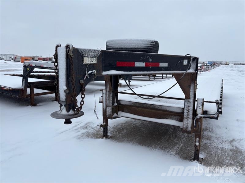 CJay 30 ft Tri/A Gooseneck Flatbed Trailer مقطوروات مسطحة/مفصلية الجوانب