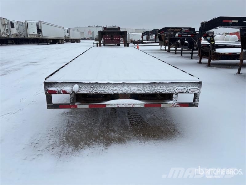 CJay 30 ft Tri/A Gooseneck Flatbed Trailer مقطوروات مسطحة/مفصلية الجوانب