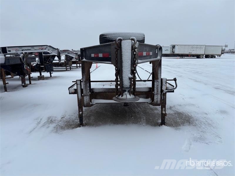 CJay 30 ft Tri/A Gooseneck Flatbed Trailer مقطوروات مسطحة/مفصلية الجوانب