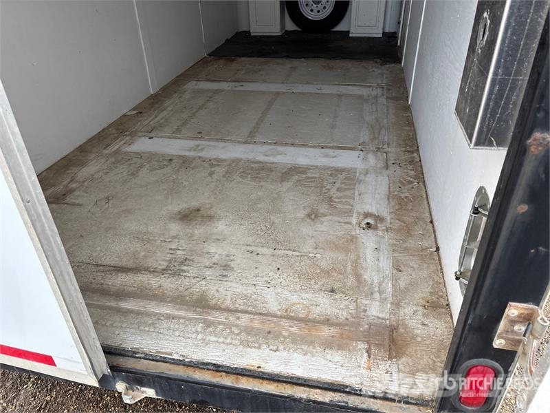 CJay CJ716 16 ft T/A Enclosed Trailer Remorque Fourgon